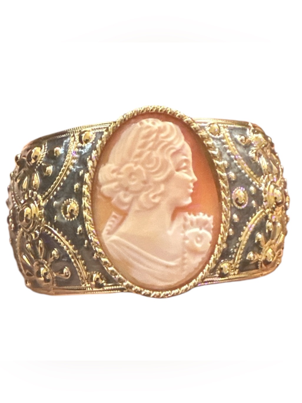Amedeo Gold Gray Cameo Bracelet - Pink Cameo Center